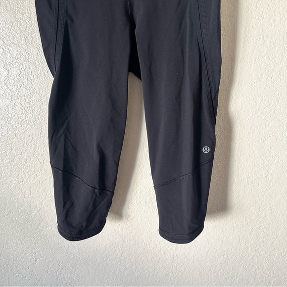 Lululemon Run Pace Crop black leggings size 4 - Picture 5 of 13